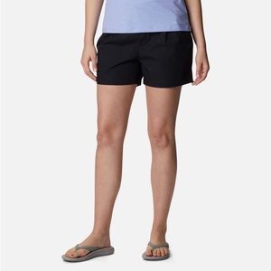 🌙Women’s PFG performance fishing gear Columbia black shorts